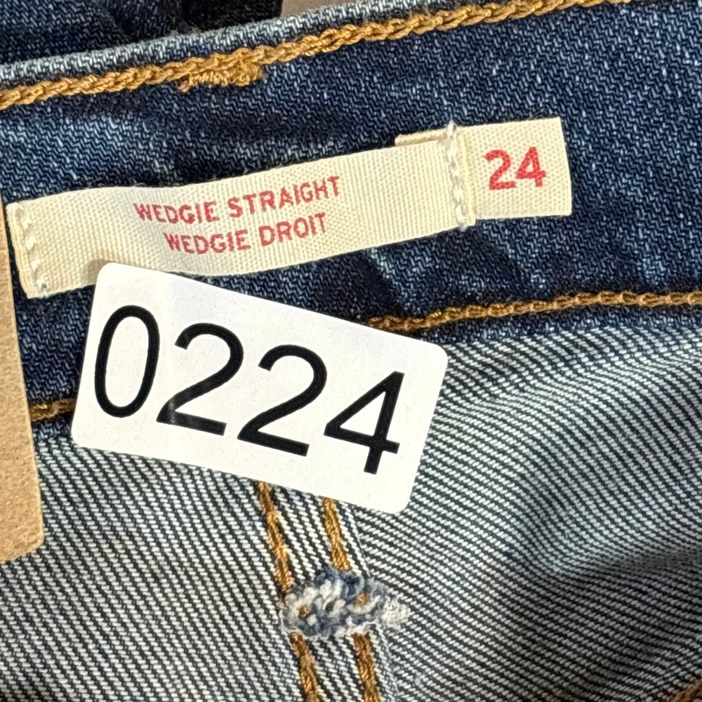 Levi's Blue Wedgie Straight Leg Jeans Women’s Size 24 Button Fly High Rise NWT